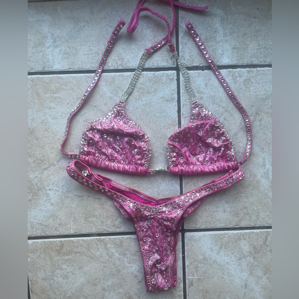 Glamorous Pink Rhinestone Figure  Bikini competition Set